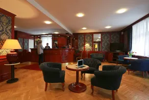 Elysee Hotel - Image 5