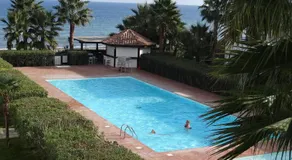 Vue sur mer et montagnes - Image 4