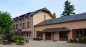 Appartement avec Parking Gratuit et Wifi - Image 5