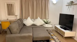 Guesthouse in fantastic location - Image 2