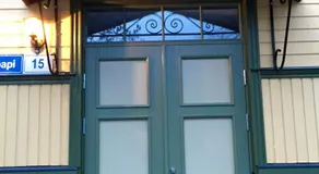 FREE Parking - Airport 5 min - Cozy apartment - Image 5