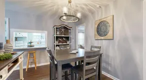 Private retreat with access to community pool & nearby entertainment - Image 3