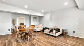 Quiet condo Steps to Tacoma DomeBay & City VIEWS! - Image 2