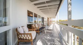 Salt Bush Beach House~the ultimate Fleurieu escape - Image 4