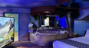 Blue Star Motel - Image 2