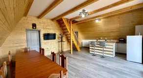 Cricova House - Image 2