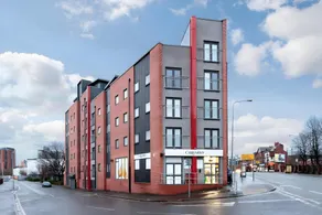 Luxury 2 Bedroom City Flat - Image 4