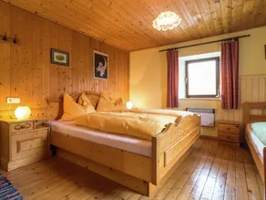 Gård i St. Johann med bastu och trädgård - Image 2
