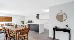 Balmain Harbour Retreat - Sydney Harbour & City Access - Image 3