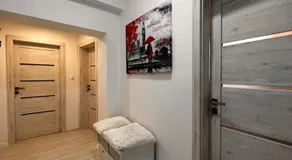 Apártmany v centre - vlastná izba so spoločnou kuchyňou a kúpeľnou môže byť zdieľaná 2 inými izbami - Image 4