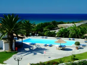 Sandy Beach Villas and Apartments - Image 2