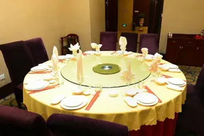 Hongzehu Jinjiuling Hotel - Image 3