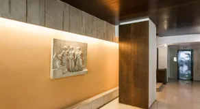 Homz Studios Faliro - Image 4