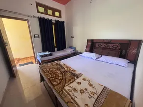 Sadhana Palace & Restaurant - Image 4
