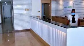 Hays Suites Hotel - Image 2