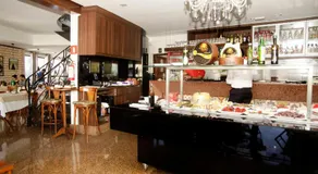 Galatas Central Hotel - Image 3