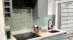 Stylish 1-Bedroom Apartment in Chapel Allerton with Free Parking - Image 4