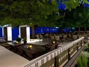 Dimitropoulos Seafront Apartments-Elaionas Beach near Diakopto - Image 3
