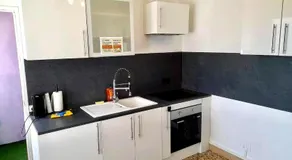 Elegant T3 renove, wifi, 6 personnes max - Image 3