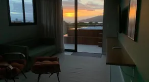 Cobertura pôr-do-sól com jacuzzi - Image 2