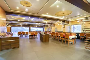 OYO 63184 Hotel Balaji - Image 5