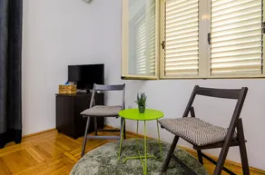 The Point Room - Image 2