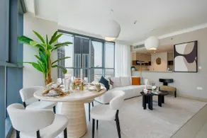 Skyline Huge 1 Bedroom Apartment Creek - Image 3