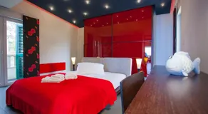 Villa Hills - Image 2