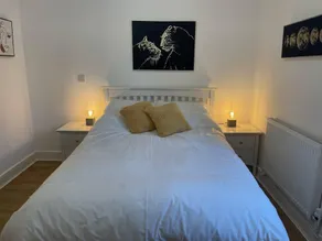 Modern The Mews Apartment - Image 2