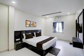 Hotel O Laxmi Lodging - Image 2