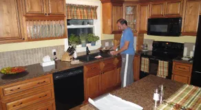 Sunbury Cove Winery - Image 4