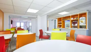 Kyriad ECO - Montreuil - Image 2