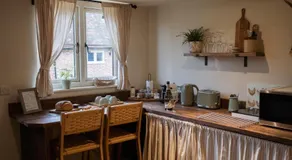 Roost in Heyshott - Image 5
