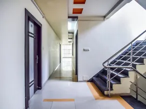 OYO Tourist Inn - Image 5