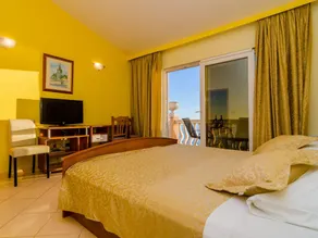 Pansion Villa Antonio - Two Bedroom Suite Family 10 - Image 2
