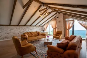 Poison Garden Suite & SPA - Image 3