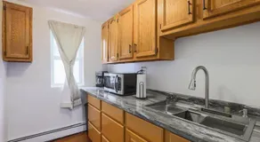Cozy Room in the City of Worcester - Image 5