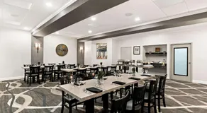 Best Western Plus Concordville Hotel - Image 5