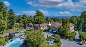 Echo Mountain Inn - Image 3