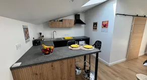 Appartement de charme avec accès piscine - Image 4