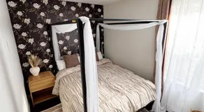 30 min from NYC luxury and chic 3 bedroom - Image 4