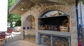 Stunning Apartment In Starigrad Paklenica - Image 3