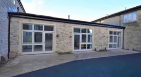 Smithy Bungalow, free private parking included, Buxton - Image 5