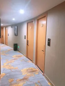 Xiangmeng Baihe Boutique Hotel (Wuhan Yangluo Plaza Mall) - Image 2