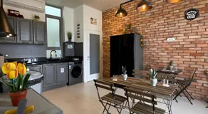 Sliema Cozy Townhouse with Rooftop View, Prime Spot - Image 4