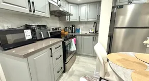 Modern 2BR Suite Private Entrance Parking New - Image 5