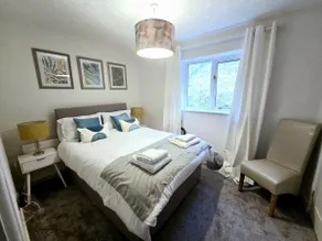 Horizon House*Sleeps 12*Parking*Corporate*Groups - Image 2