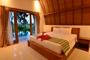 Uma Manyar Sunset Villa - Image 4