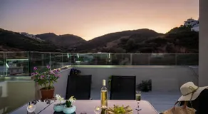 Honey Holiday Hotel - Image 3
