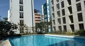 Regal 40 Srinakarin Apartment - Image 2